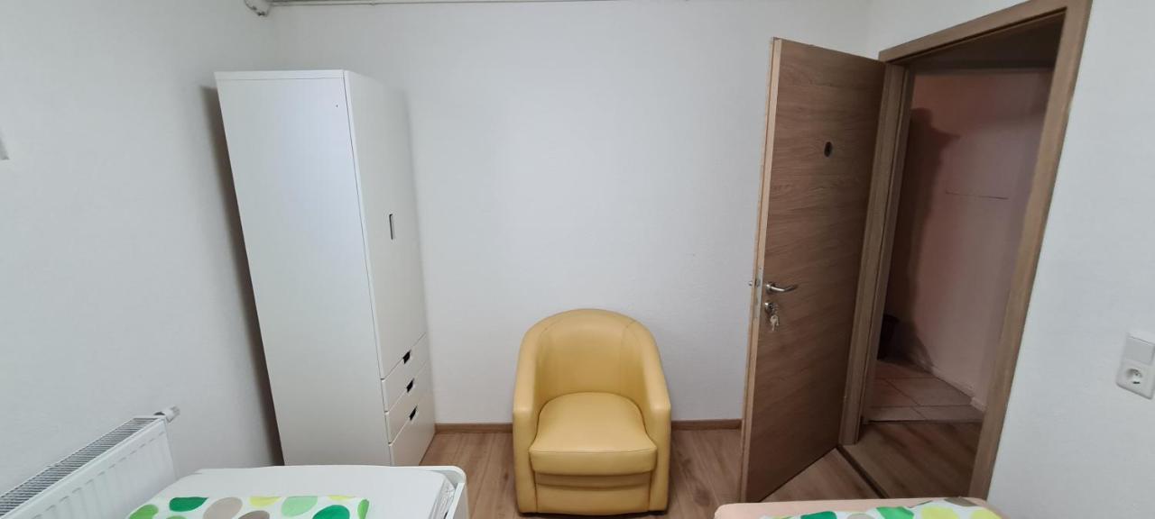 Workers Heaven Monteur - Arbeiter Zimmer Lörrach Exteriör bild
